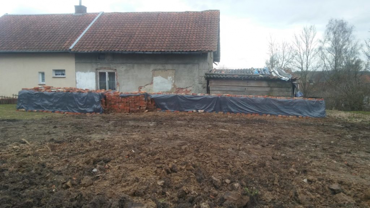 Rozbiórka budynku gospodarczego Bieniewo