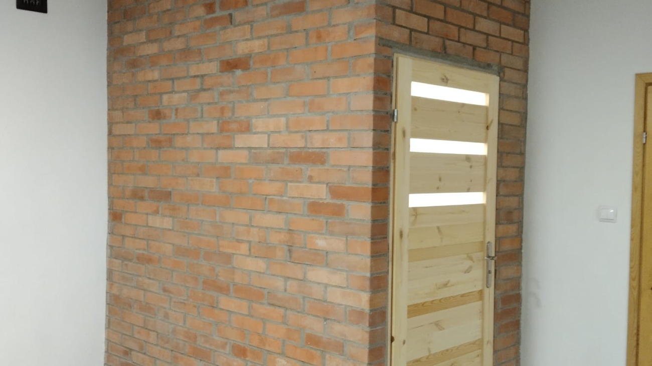 Dodatkowe pomieszczenie na toaletę w lokalu usługowym